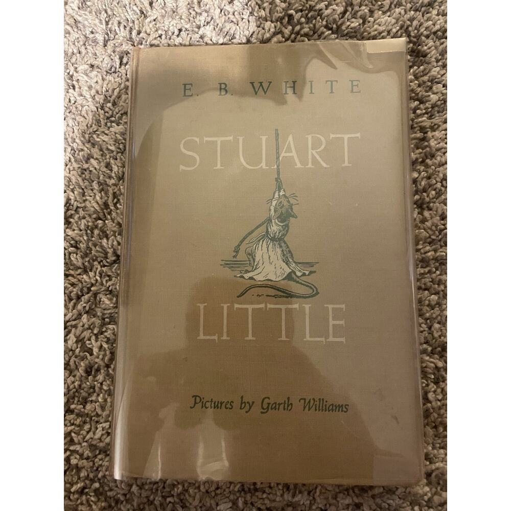E. B. White Stuart Little 1st Edition Illustrated Harper & Brothers 1945 Cloth